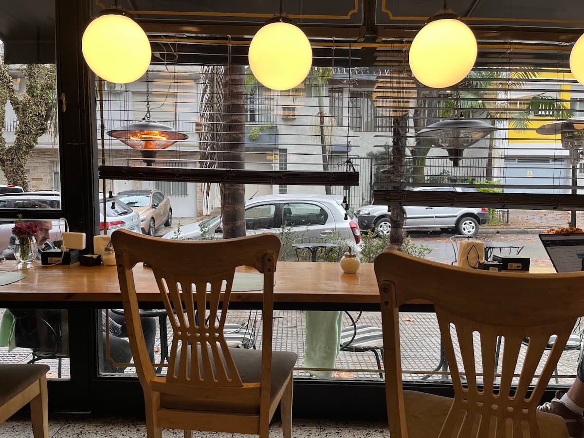 Santoro Café