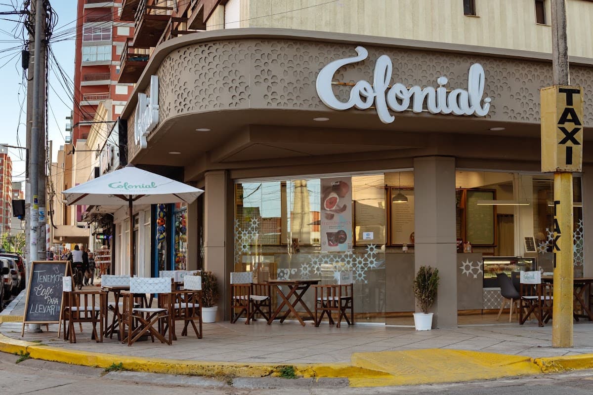 Colonial Helados & cafe