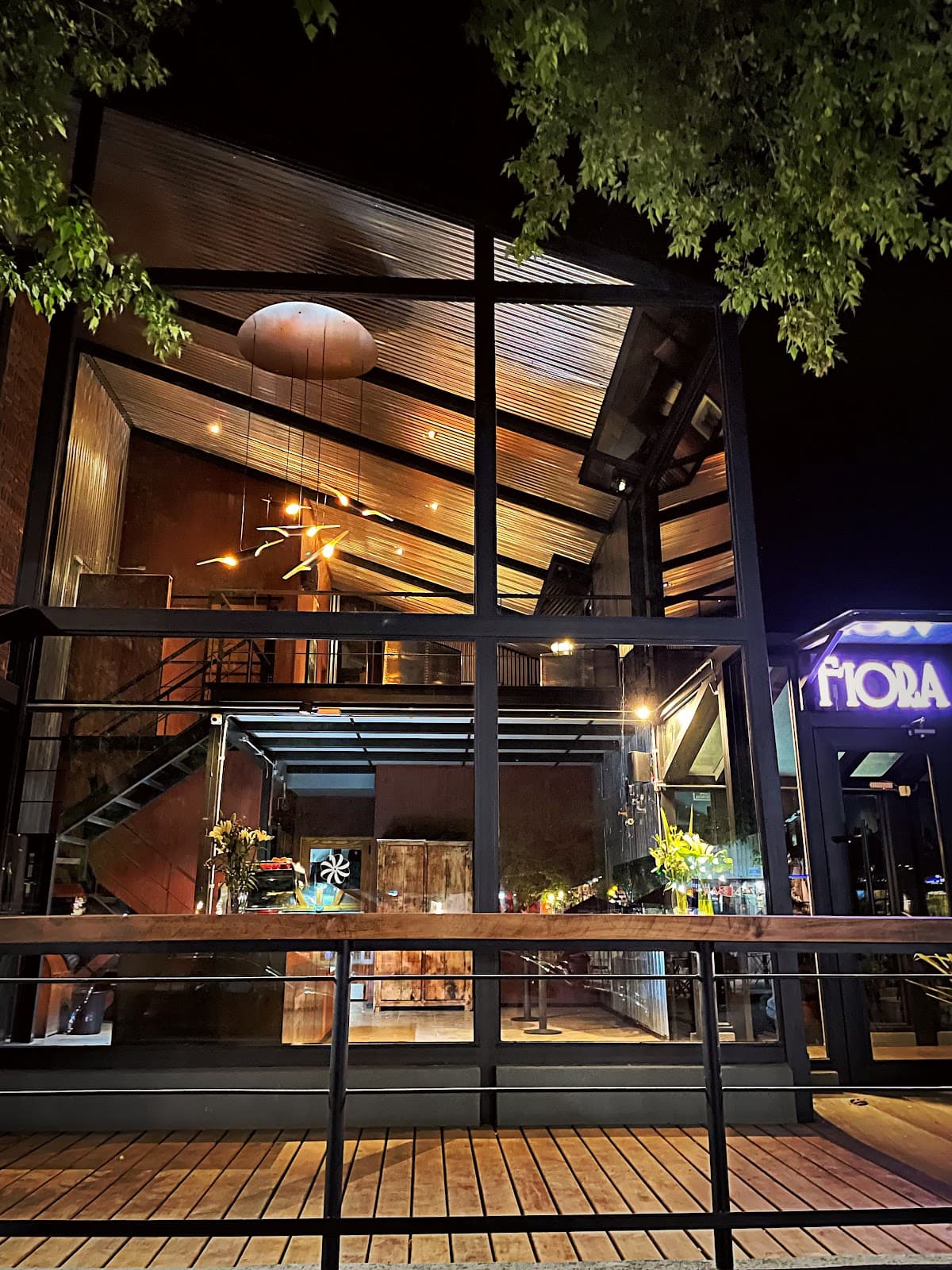 Fiora Café
